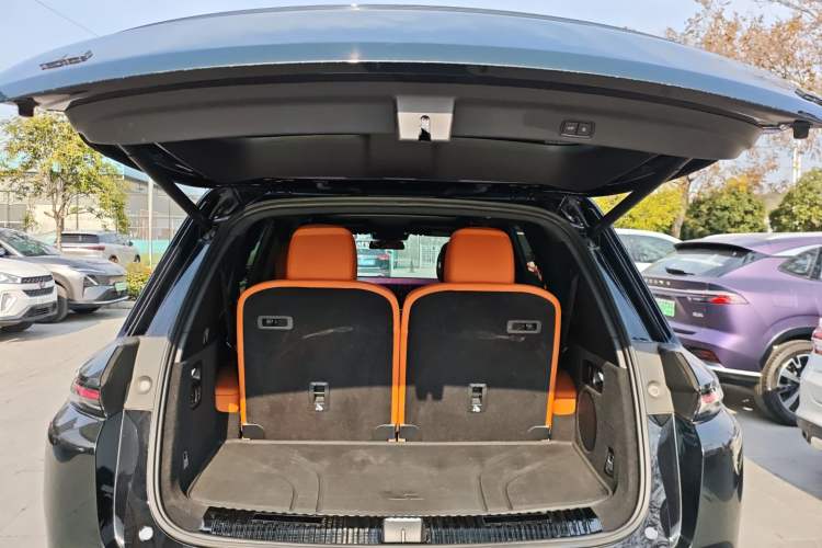 Used Li Auto L8 2023 Pro Model