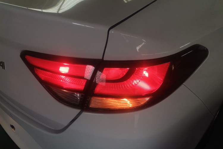 Used Hyundai Celesta 2020 1.6L Automatic GL Enjoyable Edition