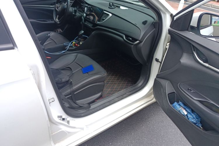 Used Buick GT 2018 18T Automatic Elite Model
