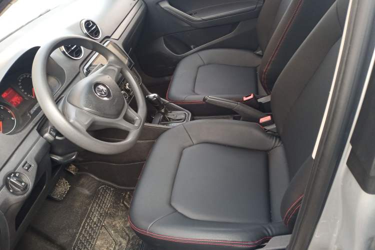 Used Volkswagen Jetta 2017 1.5L Automatic Fashion Model
