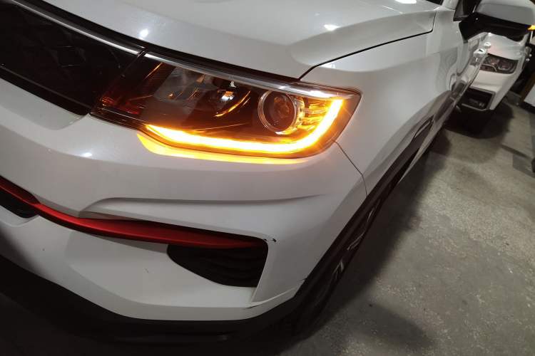 Used Changan CS35PLUS 2021 Honor Million Edition 1.6L Manual Luxury Model