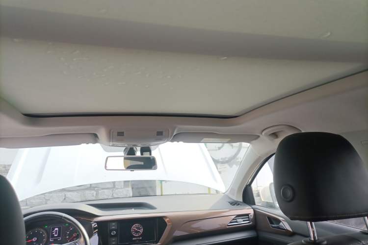 Used Volkswagen Tharu 2019 280TSI Two-Wheel Drive Luxury Version China VI Standard
