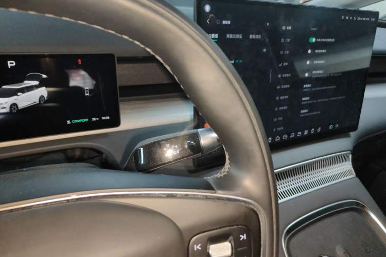 Used XPeng X9 2024 610 Long-Range Pro