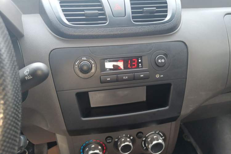 Used Dongfeng Xiaokang C31 2023 1.6L C31S Classic Model
