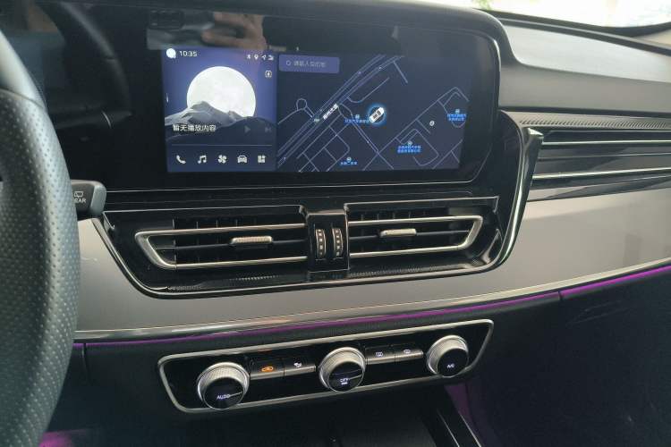 Used Hongqi HS5 2023 2.0T Qixiang Pro Edition
