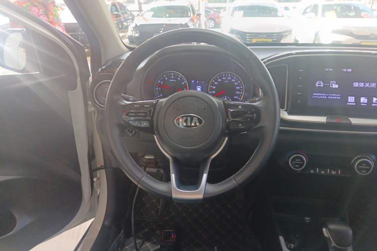 Used Kia kx1 Stonic 2019 1.4L Automatic Fun Edition China VI