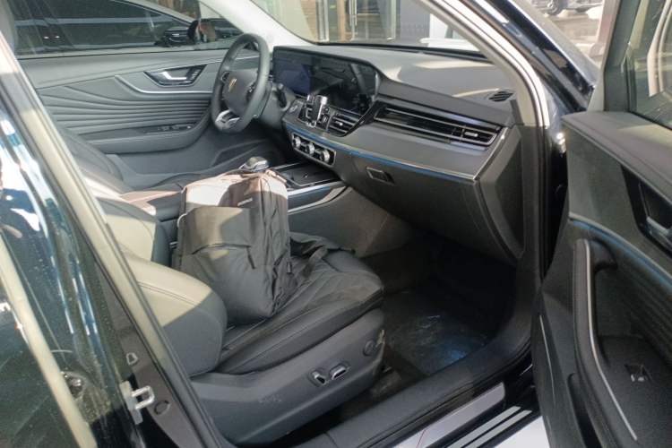 Used Hongqi HS5 2023 2.0T Qixiang Pro Edition
