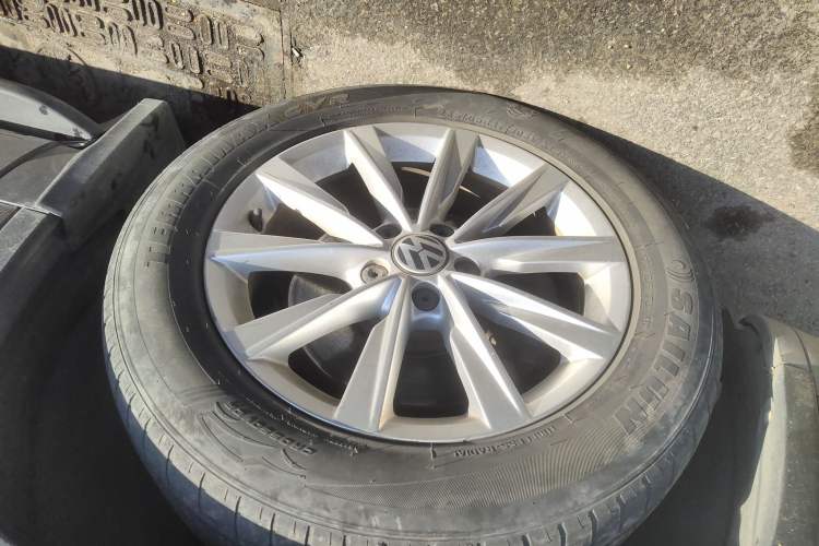 Used Volkswagen Tiguan 2016 280TSI Automatic Two-Wheel-Drive Silk Road Style Edition
