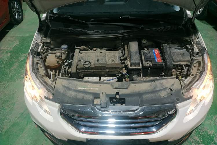 Used Peugeot 2008 2014 1.6L Manual Fashion Edition
