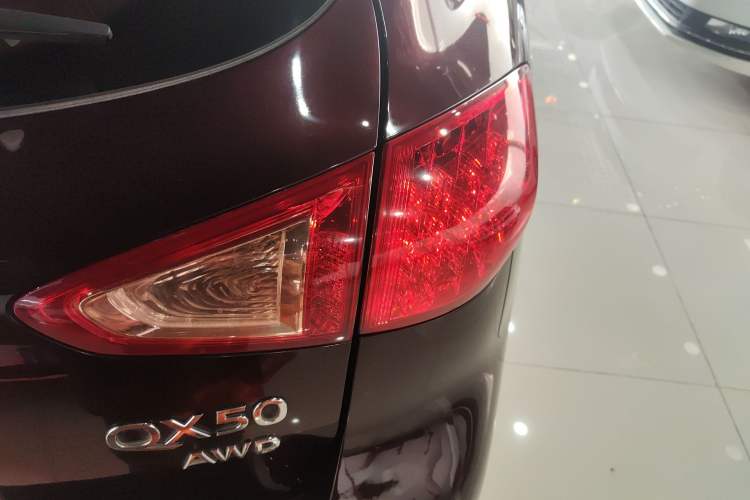 Used Infiniti QX50 2015 2.5L Comfort Edition
