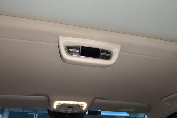 Used Mercedes-Benz V-Class 2020 V 260 L Long-wheelbase Luxury Edition