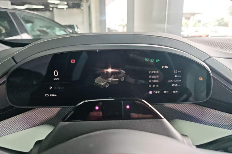 Used Zeekr 001 2025 WE Edition 100 kWh Rear-Wheel Drive
