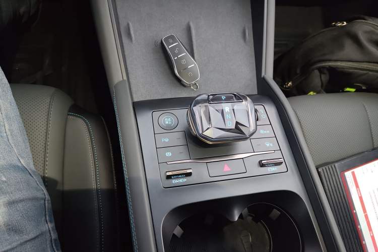 Used BYD Qin L 2025 DM-i Smart Drive 120KM Superior Model