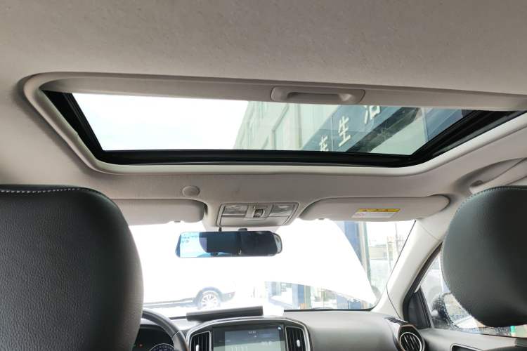 Used Kia kx1 Stonic 2021 1.4L CVT Fun & Sunroof Model
