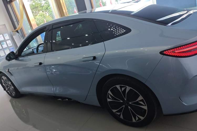 Used BYD Seal 2022 550 km Standard Range Rear-Wheel Drive Prestige Version
