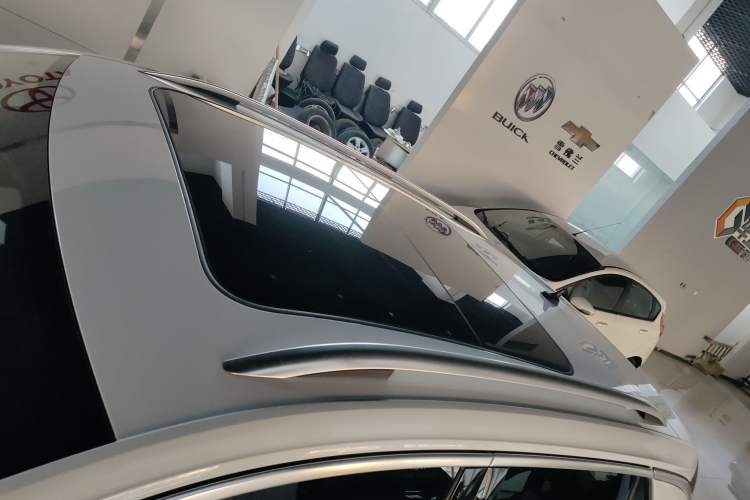 Used Volkswagen T-ROC 2019 230TSI DSG Two-Wheel-Drive Advanced Version China VI Standard
