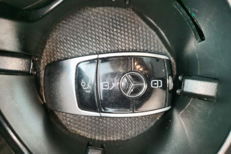 Used Mercedes-Benz E-Class 2017 E 300 L Sport Luxury Edition