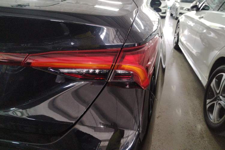 Used Toyota Avalon 2019 2.0L Luxury Edition China VI Standard
