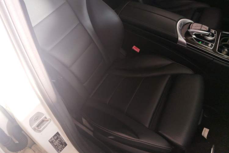 Used Mercedes-Benz C-Class 2015 C 180 L
