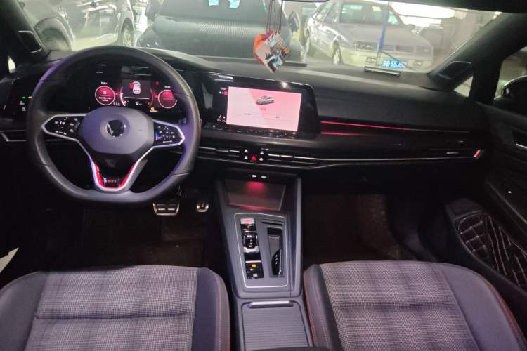 Used Volkswagen Golf GTI 2023 380TSI DSG GTI
