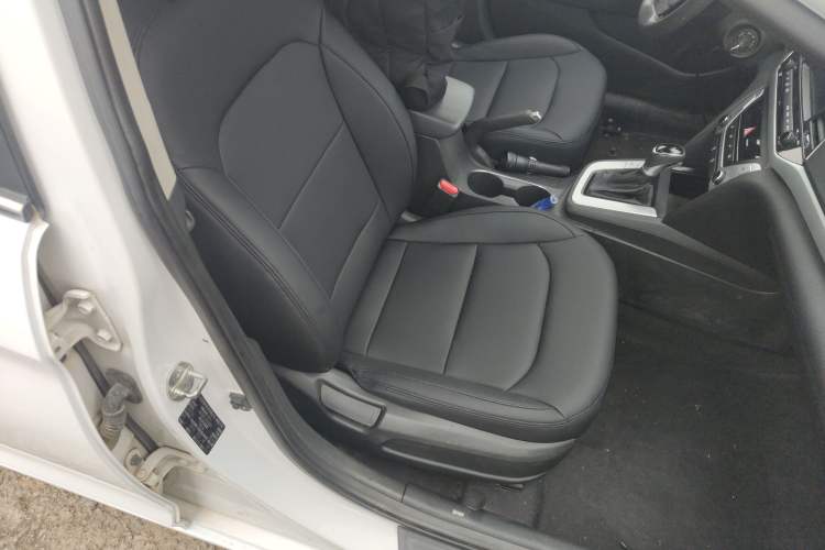 Used Hyundai Elantra 2016 1.6L Automatic ZhiXuan – Elite Version