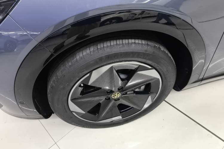 Used Volkswagen ID.UNYX 2025 Pro model
