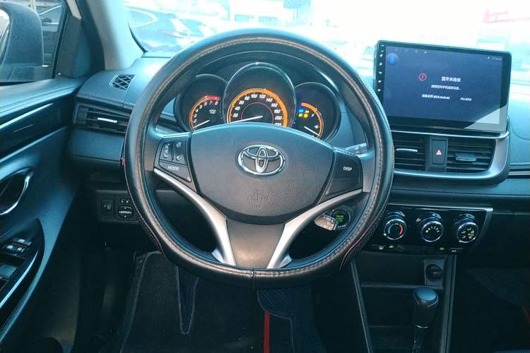 Used Toyota YARiS L 2022 X-Trail 1.5L CVT Luxury PLUS Edition
