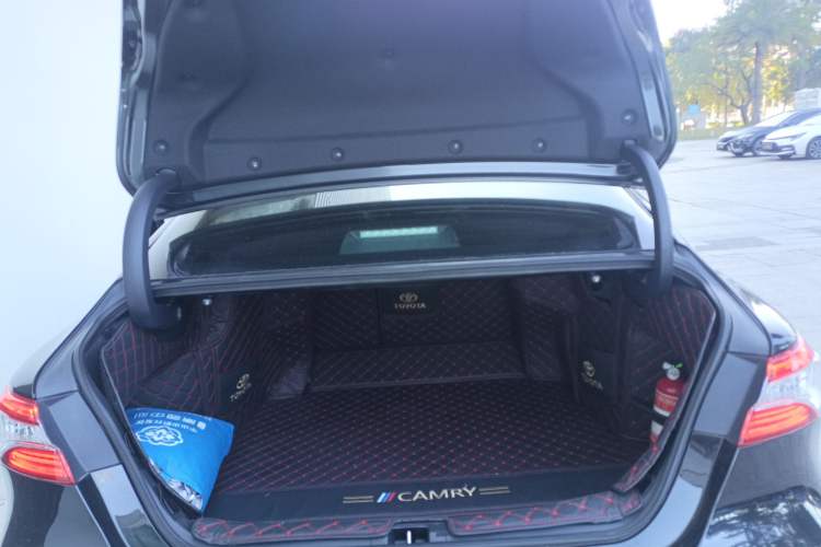 Used Toyota Camry 2023 2.5G Luxury Edition
