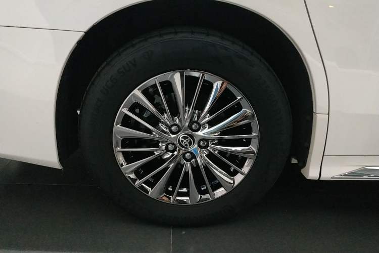 Used Toyota Alphard 2021 Dual-Motor 2.5L Premium Edition
