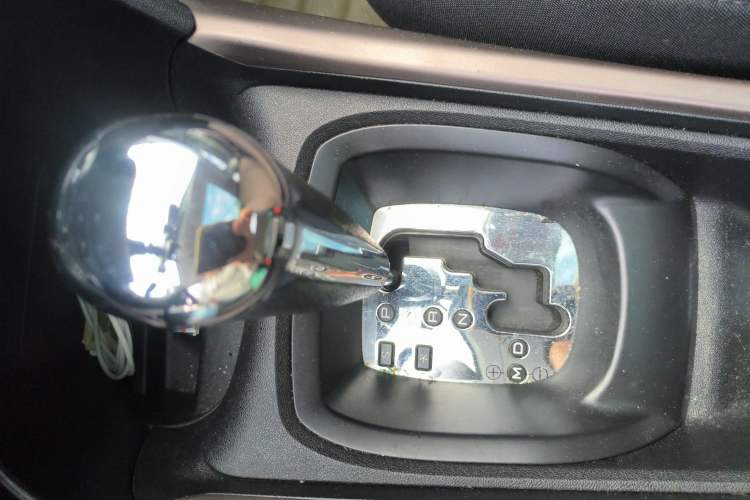 Used Peugeot 2008 2014 1.6L Automatic Fashion Edition
