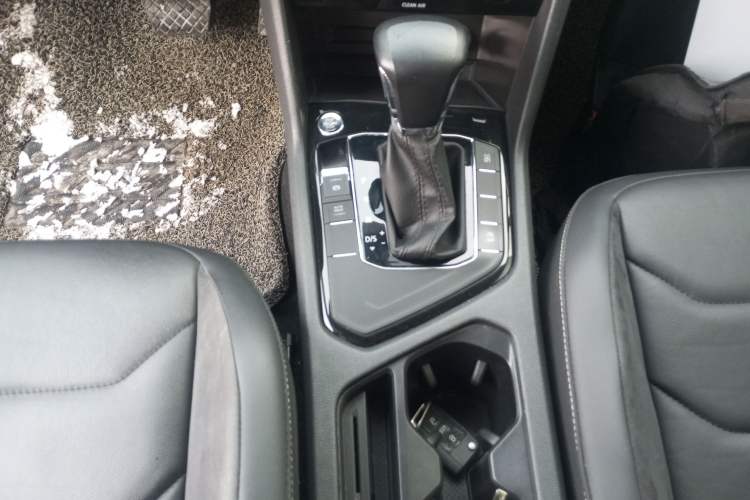 Used Volkswagen Tiguan L 2017 330TSI Automatic Two-Wheel Drive Comfort Edition
