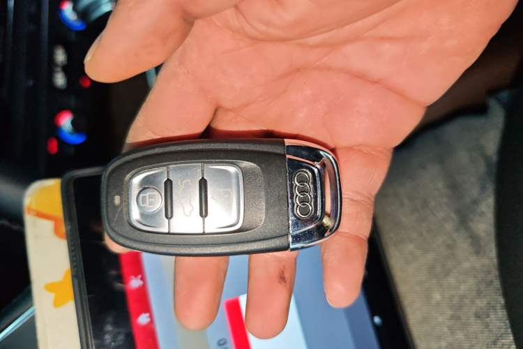 Used Audi A6L 2014 30 FSI Comfort Model
