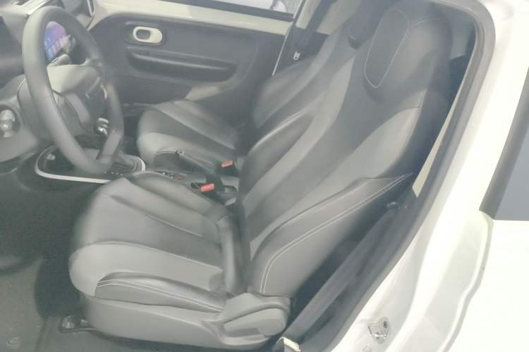 Used Roewe Clever 2022 311km QiQi BoBo Edition