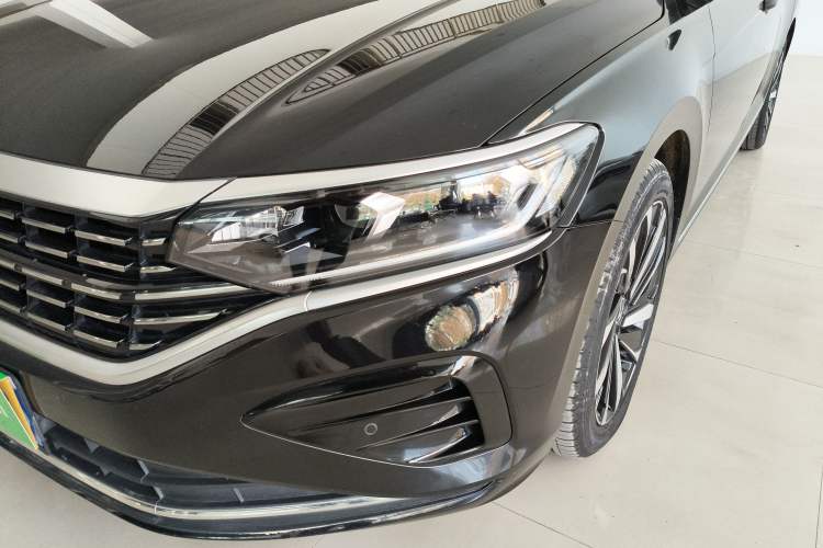 Used Volkswagen Passat 2023 330TSI Elite Edition
