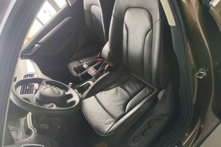 Used Audi Q3 2013 35 TFSI Comfort Model
