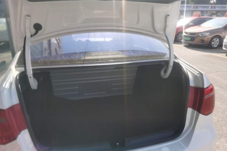 Used Volkswagen Jetta 2015 Value Edition 1.6L Automatic Fashion Version