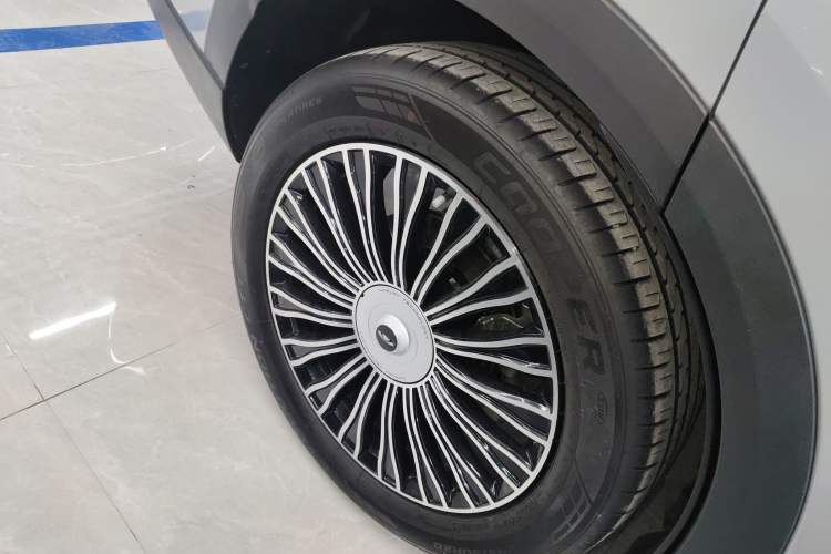 Used Chery Fengyun T9 2024 120 Long-Range Flagship Version 7 Seats Ternary Lithium