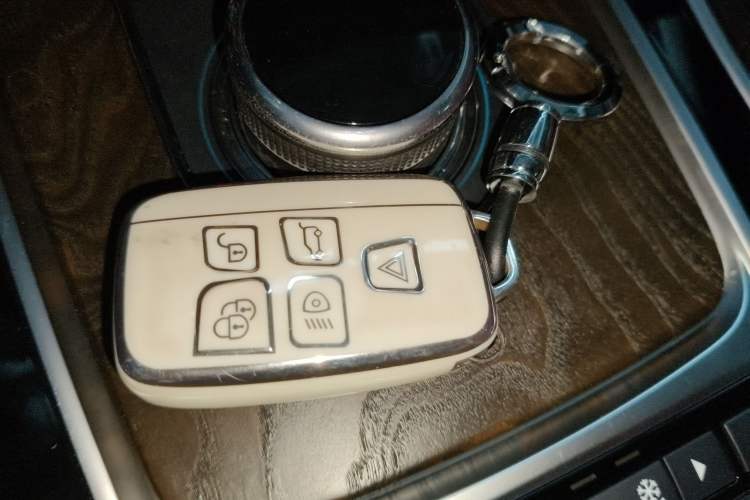 Used Jaguar XFL 2017 XFL 2.0T 200PS Luxury Edition
