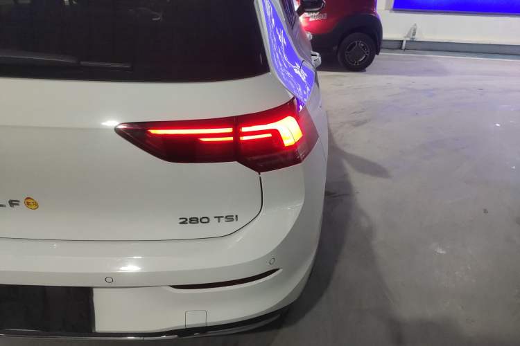 Used Volkswagen Golf 2023 Facelift 280TSI DSG Pro
