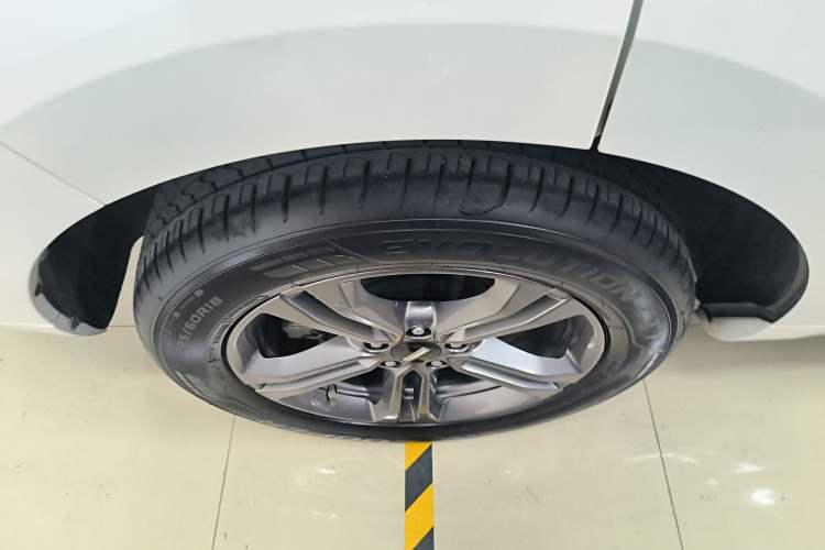 Used Wey VV5 2019 1.5T Two-Wheel Drive Smart Pioneer
