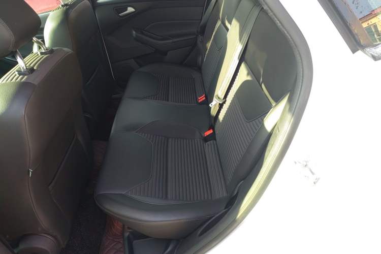 Used Ford Focus 2017 Hatchback 1.6L Manual Fashion Edition SmartDrive Version