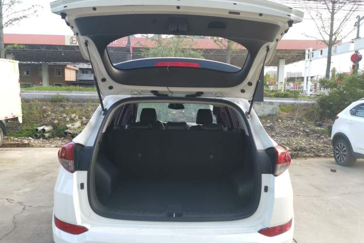 Used Hyundai Tucson 2015 1.6T Dual-Clutch Two-Wheel-Drive Smart Model