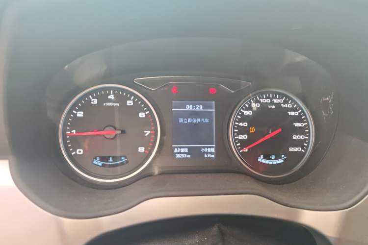 Used  M4 2019 Business Series 2.0L Manual - China VI Standard