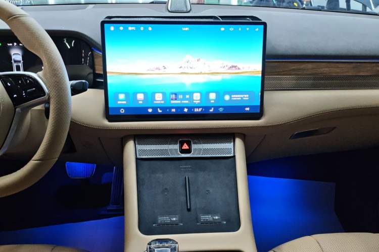 Used Hima AITO M7 2024 1.5T Intelligent Driving 4WD Max Edition 5 Seats
