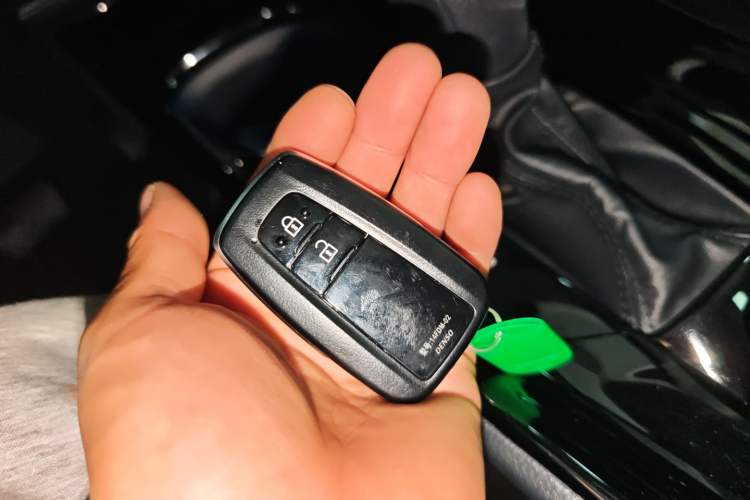 Used Toyota IZOA 2020 2.0L Enjoy Edition