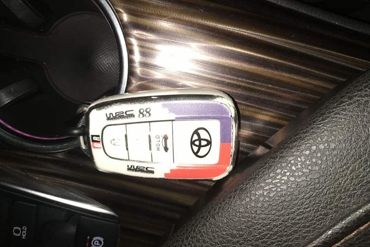 Used Toyota Camry 2019 Revised Version 2.0G Luxury Edition