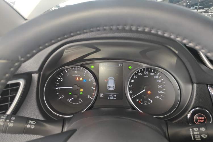 Used Nissan Qashqai 2023 Classic 2.0L CVT XV Prem. Smart Enjoyment Edition
