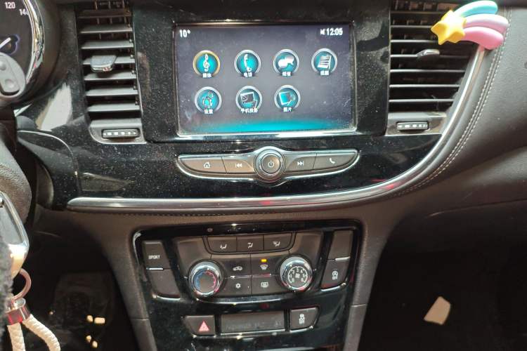 Used Buick Encore 2018 18T Automatic Two-Wheel Drive Urban Leading Model
