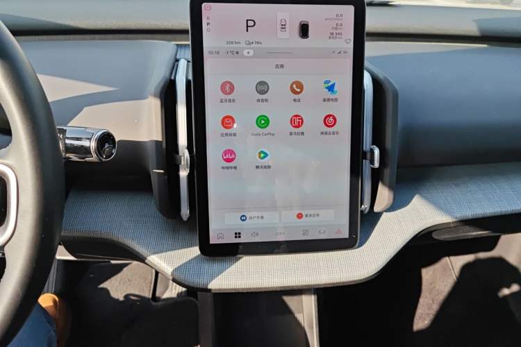 Used Volvo EX30 2025 Rear-Drive Long-Range Version Ultra
