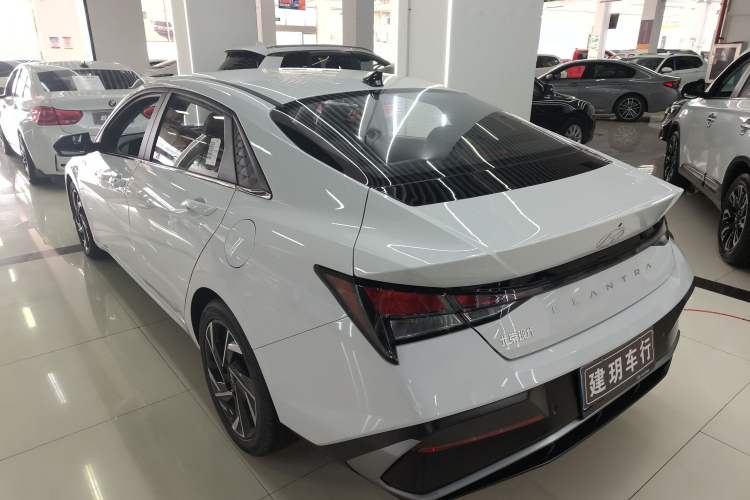 Used Hyundai Elantra 2023 1.5L CVT GLX Elite Edition